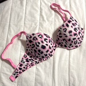 PINK by Victoria’s Secret Padded Push Up Bra Size 34DD